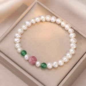 Women's pearl bracelet, unique design, natural strawberry quartz, freshwater pearl bracelet, lightweight and luxurious bracelet, simple crystal bracelet