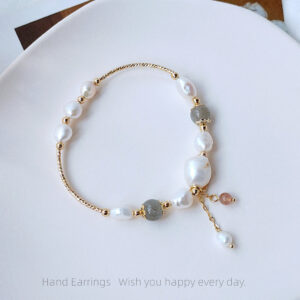 Original Handmade Natural Freshwater Pearl and Moonstone Bracelet (Korean Style) - Versatile and Simple Design