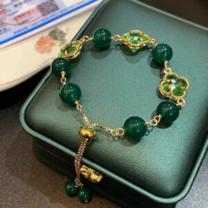 Four-leaf clover green agate bracelet